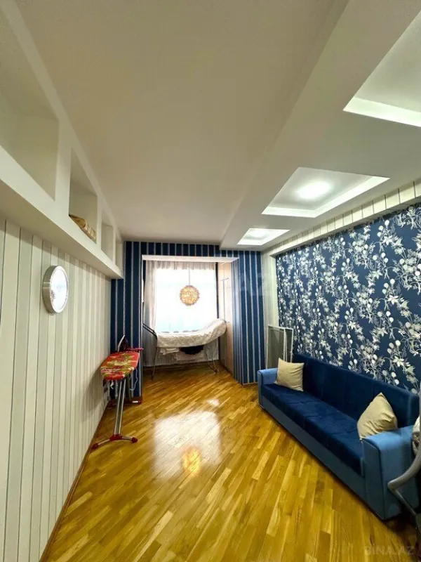 Satılır 3 otaqlı mənzil 120 m²