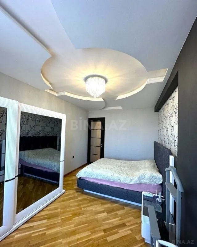 Satılır 3 otaqlı mənzil 120 m²