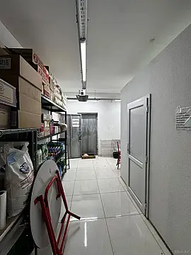 Satılır obyekt 220 m²