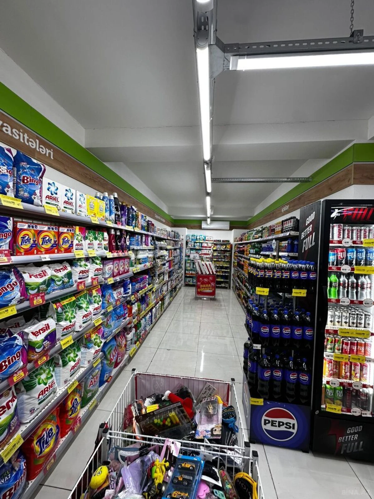 Satılır obyekt 220 m²