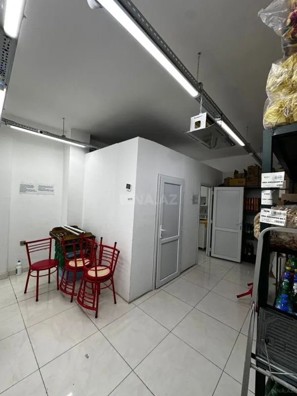 Satılır obyekt 220 m²