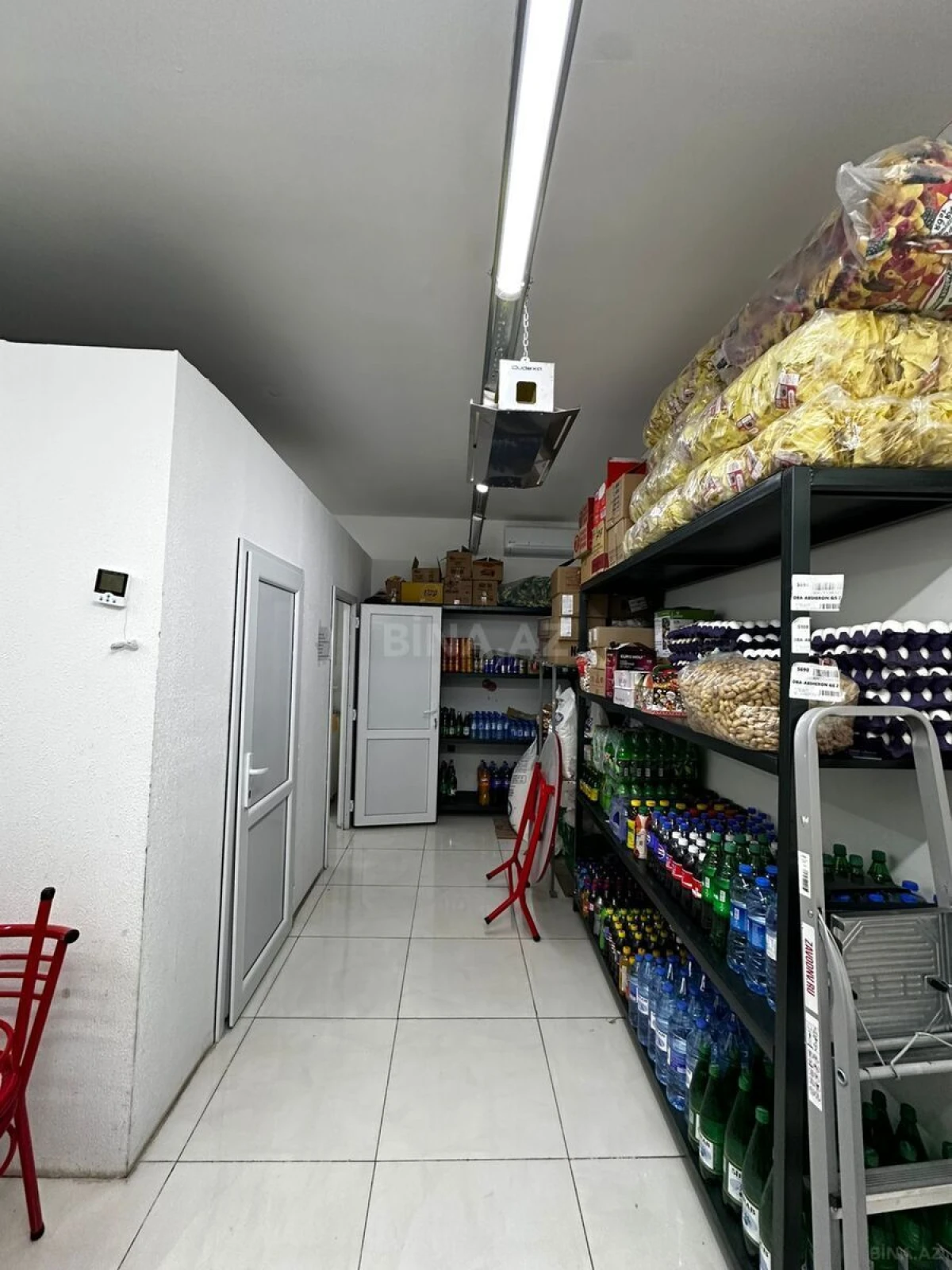 Satılır obyekt 220 m²