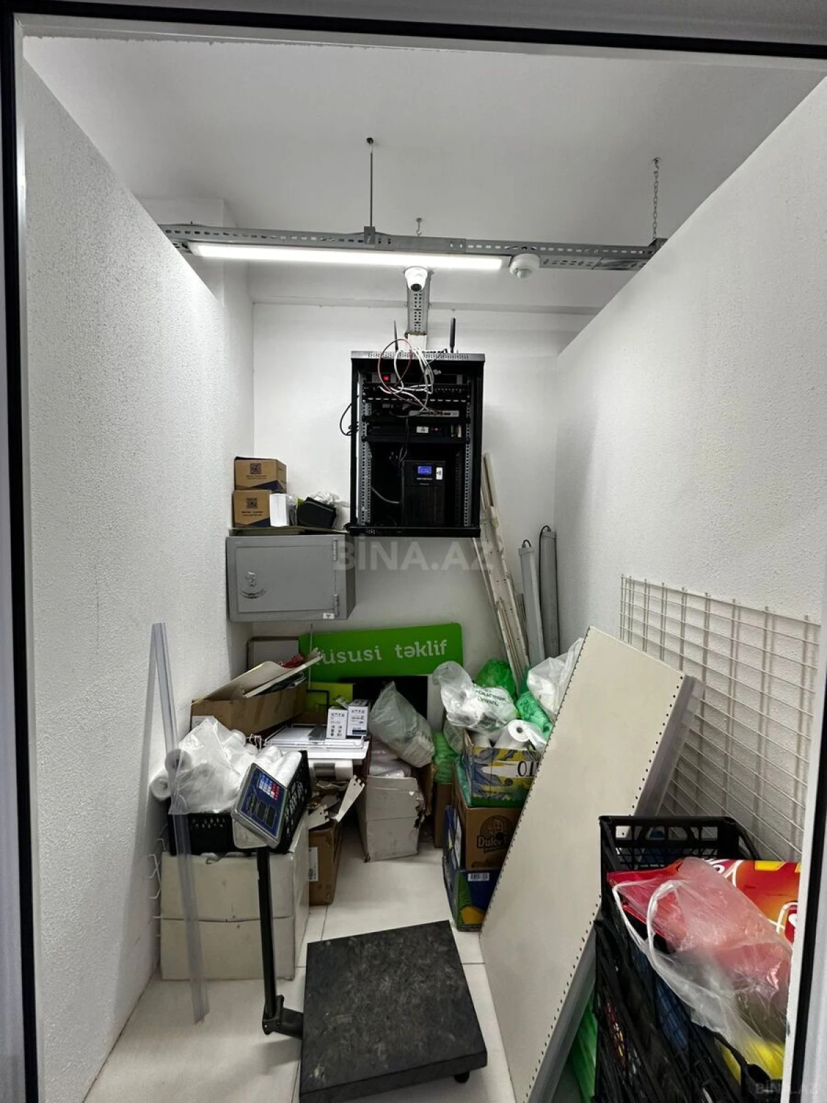 Satılır obyekt 220 m²