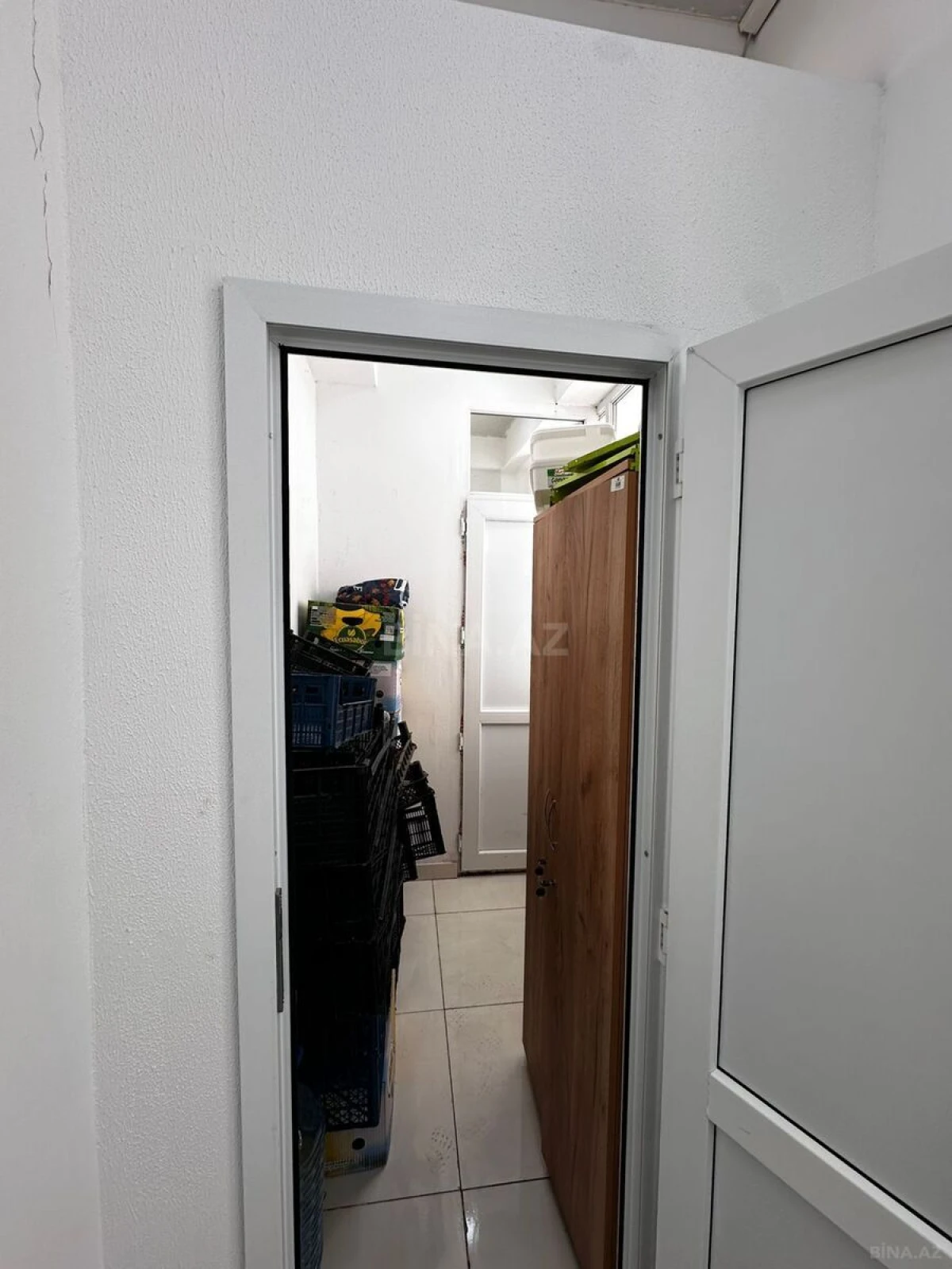 Satılır obyekt 220 m²