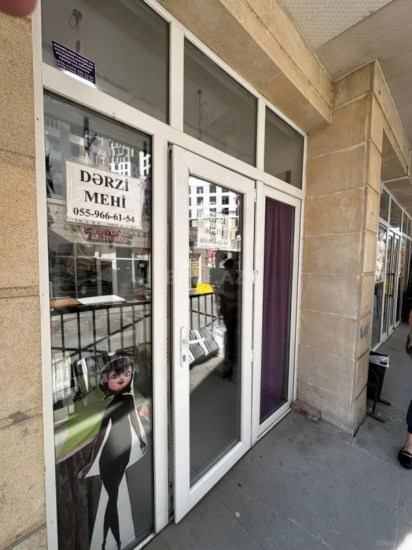 Satılır obyekt 220 m²