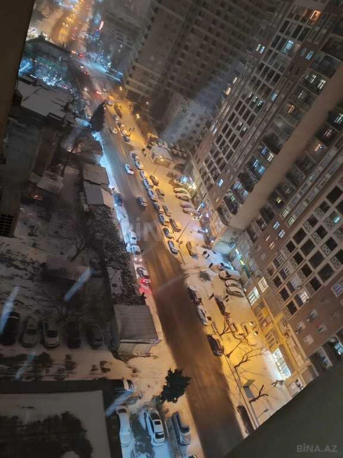 Satılır 2 otaqlı mənzil 75 m²