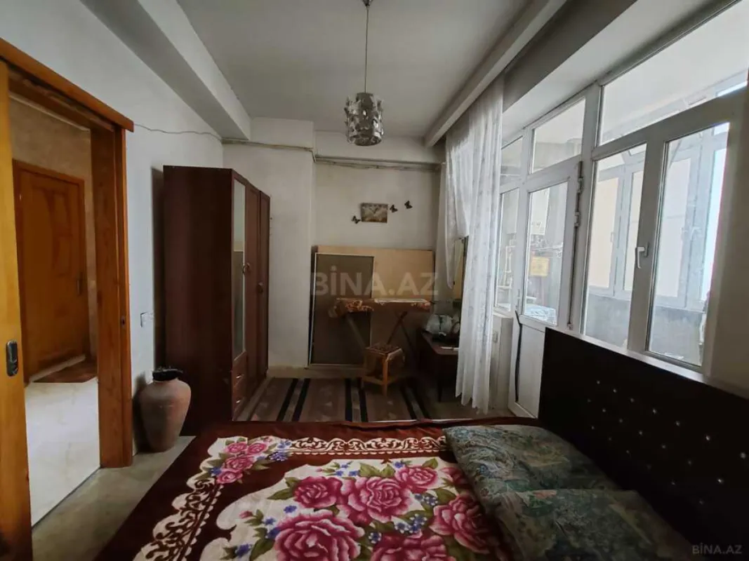 Satılır 2 otaqlı mənzil 75 m²