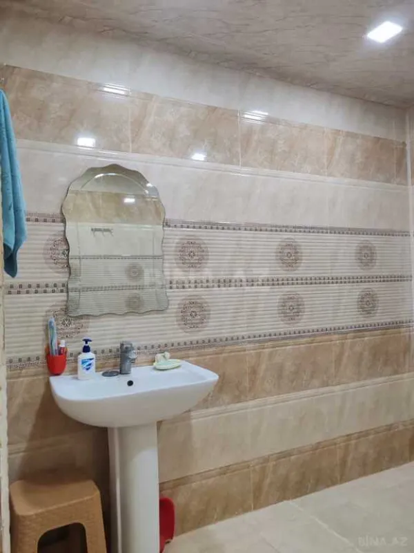 Satılır 2 otaqlı mənzil 75 m²