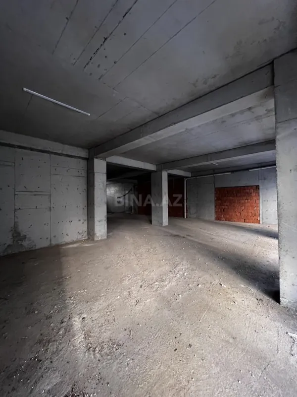 Satılır obyekt 450 m²