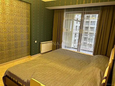 Kirayə verilir 2 otaqlı mənzil 96 m²