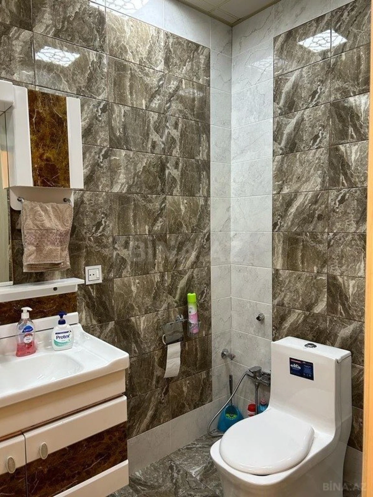 Kirayə verilir 2 otaqlı mənzil 96 m²