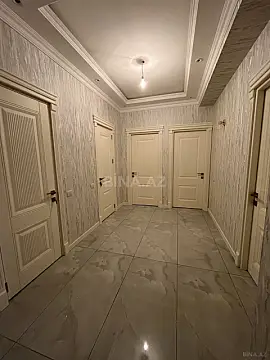 Satılır 3 otaqlı mənzil 119 m²