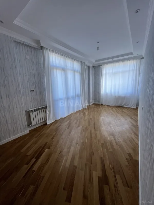 Satılır 3 otaqlı mənzil 119 m²