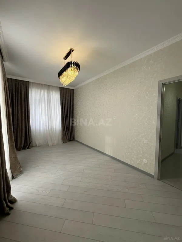 Satılır 2 otaqlı mənzil 85 m²
