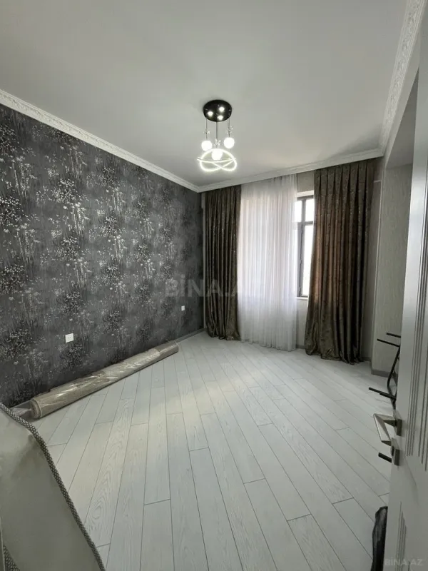 Satılır 2 otaqlı mənzil 85 m²