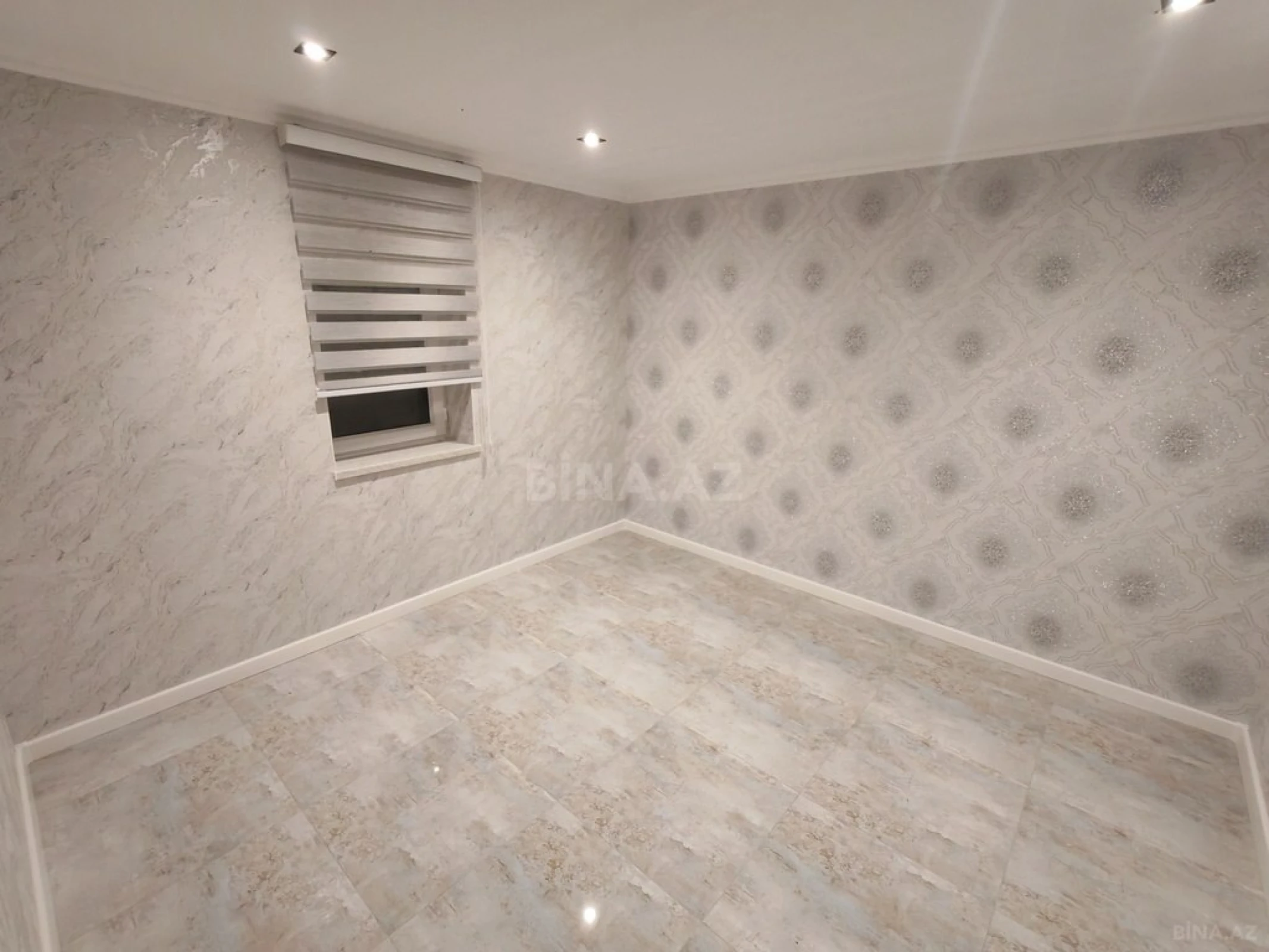 Satılır 6 otaqlı həyət evi 180 m²