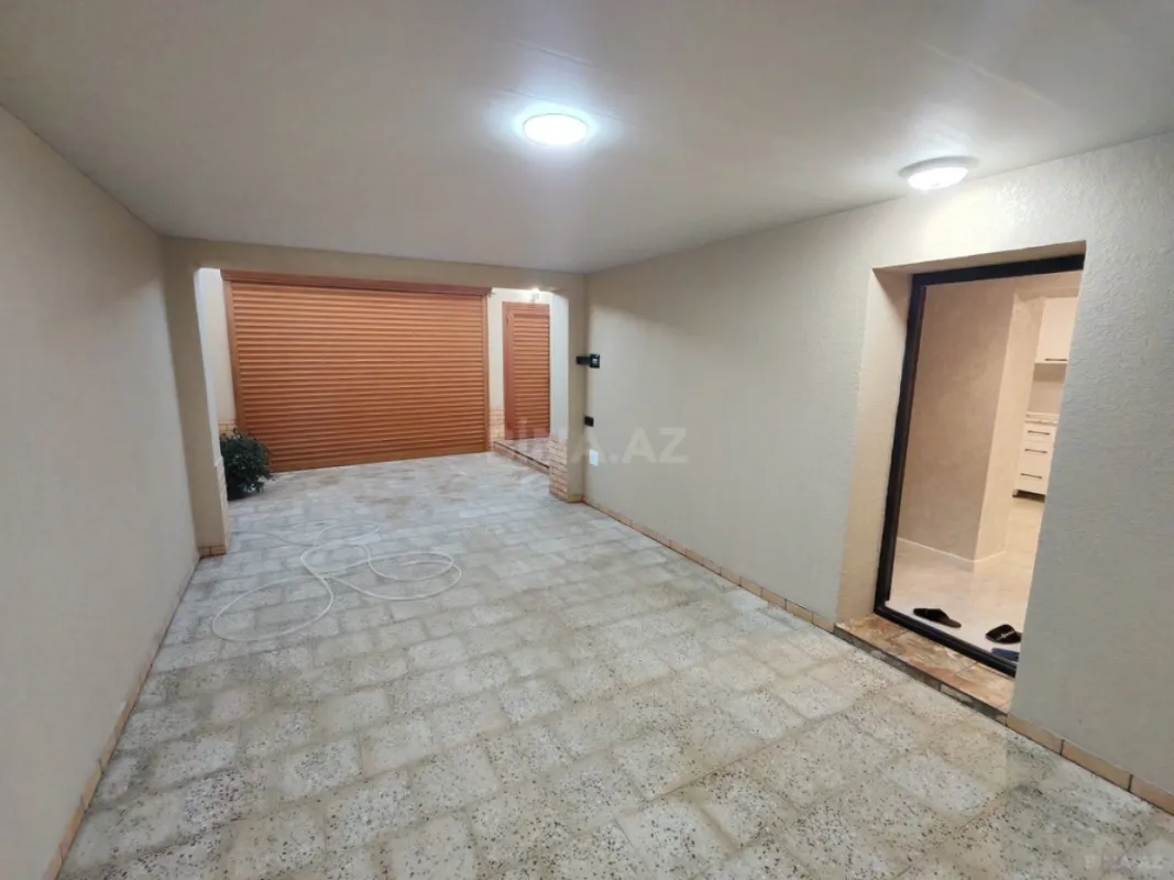 Satılır 6 otaqlı həyət evi 180 m²