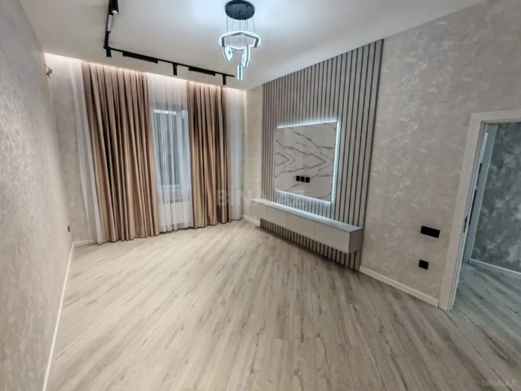 Satılır 6 otaqlı həyət evi 180 m²