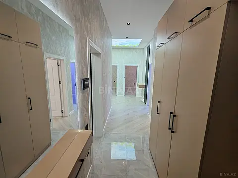 Satılır 6 otaqlı həyət evi 180 m²