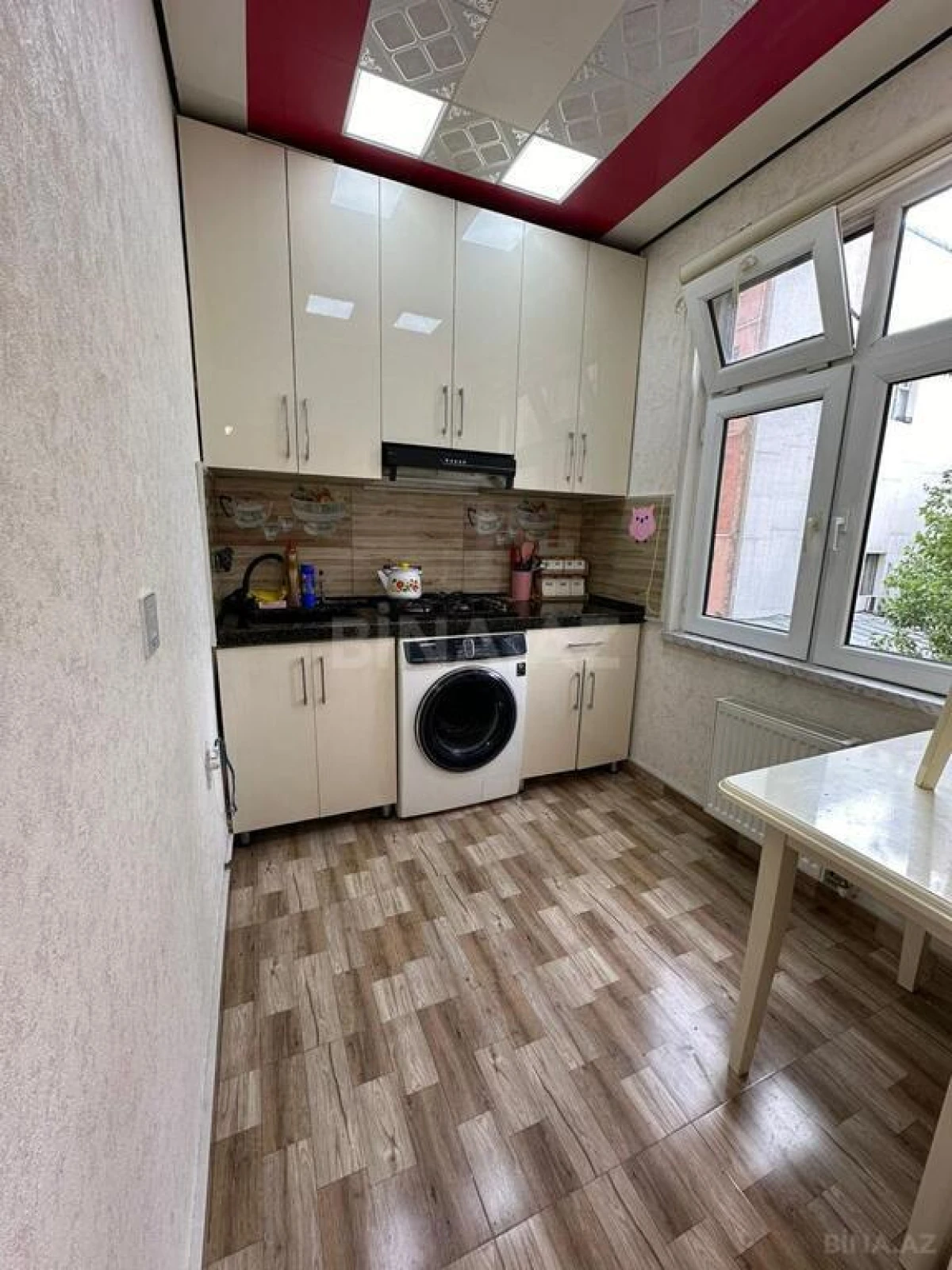 Satılır 3 otaqlı mənzil 70 m²