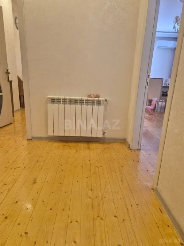 Satılır 2 otaqlı mənzil 85 m²