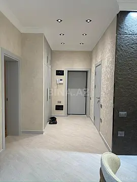 Satılır 3 otaqlı mənzil 108 m²