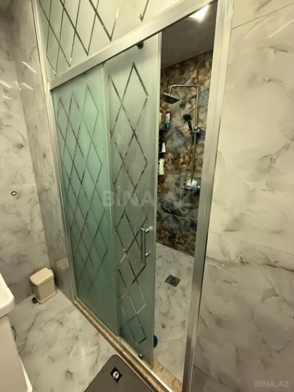 Satılır 3 otaqlı mənzil 115 m²