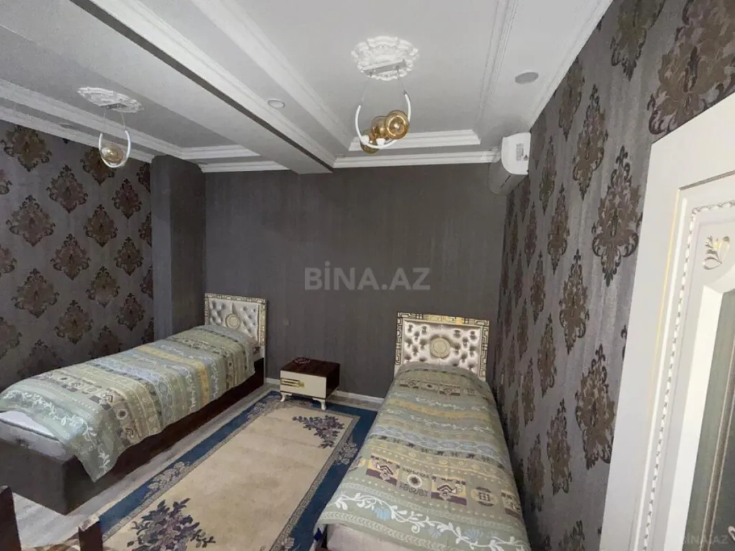 Satılır 3 otaqlı mənzil 115 m²