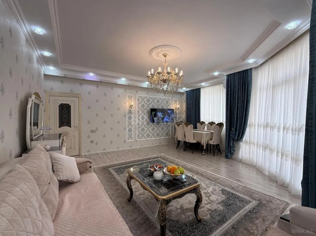 Satılır 3 otaqlı mənzil 115 m²