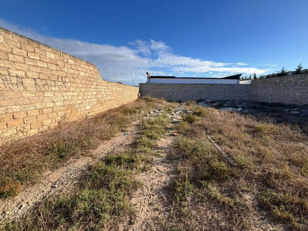 Satılır torpaq sahəsi 6 m²