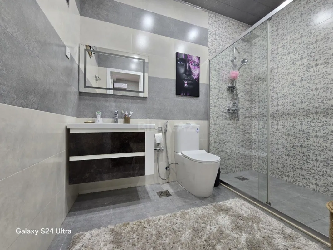 Satılır 4 otaqlı həyət evi 200 m²