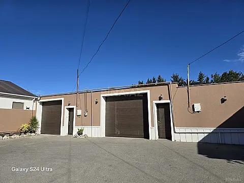 Satılır 4 otaqlı həyət evi 200 m²
