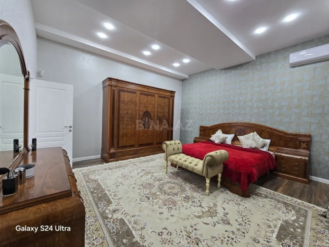 Satılır 4 otaqlı həyət evi 200 m²