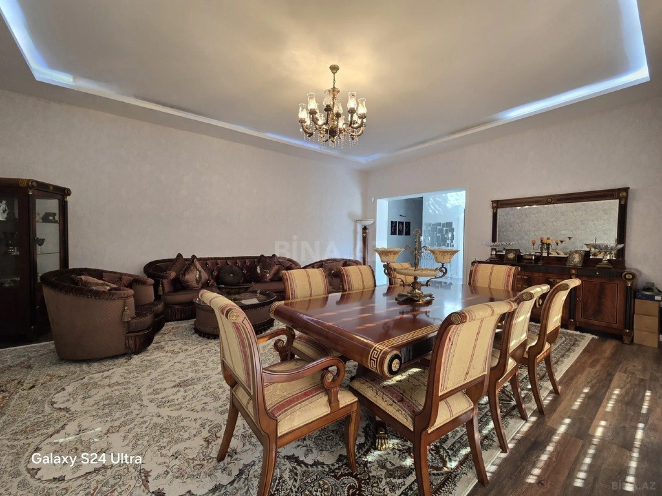 Satılır 4 otaqlı həyət evi 200 m²