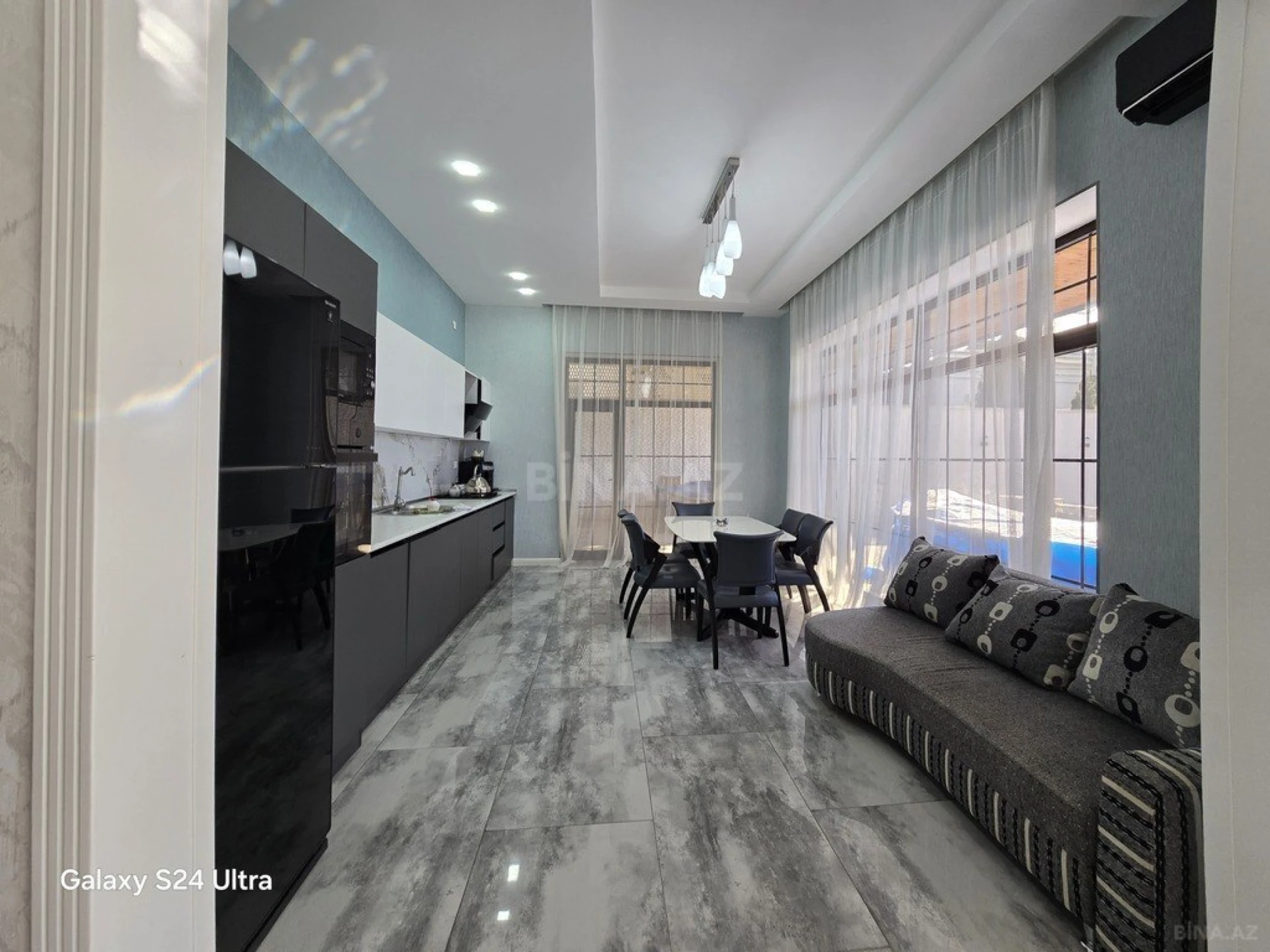 Satılır 4 otaqlı həyət evi 200 m²
