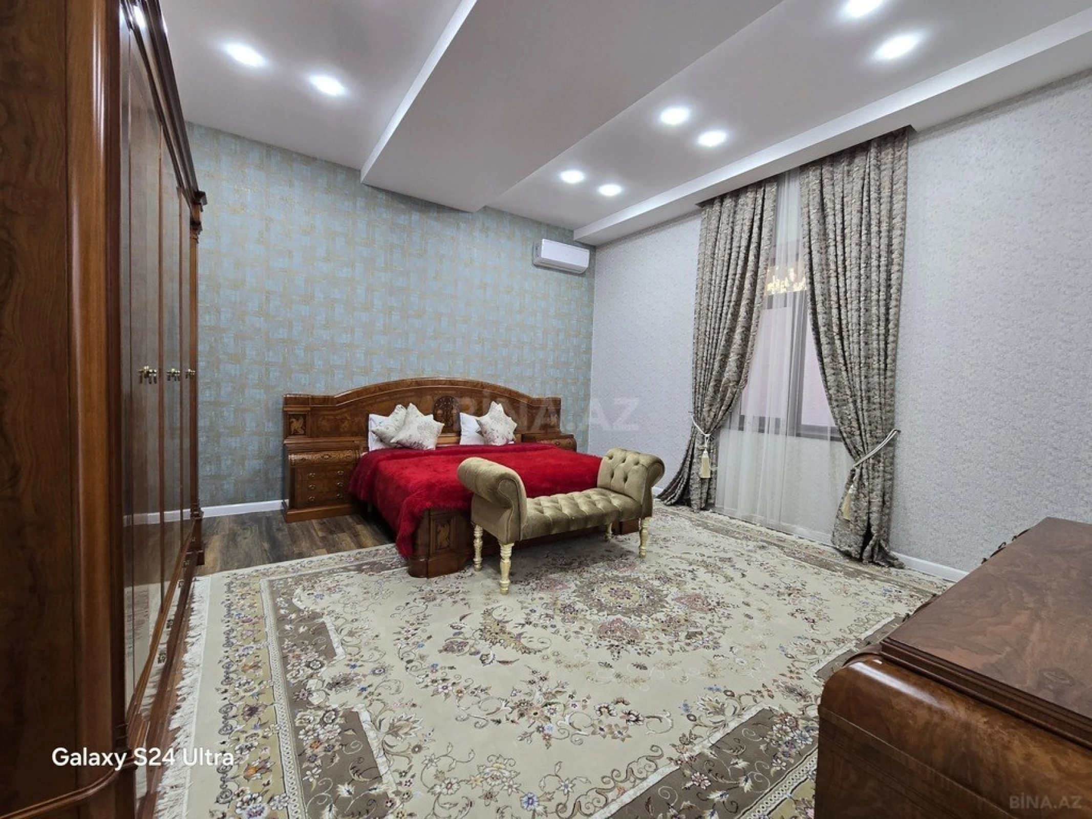 Satılır 4 otaqlı həyət evi 200 m²