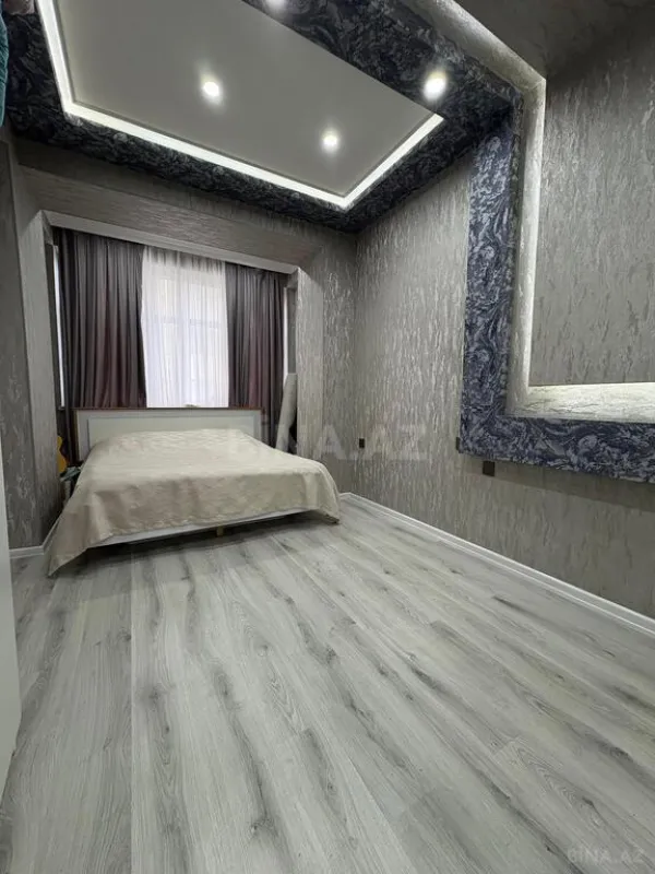 Satılır 2 otaqlı mənzil 68 m²