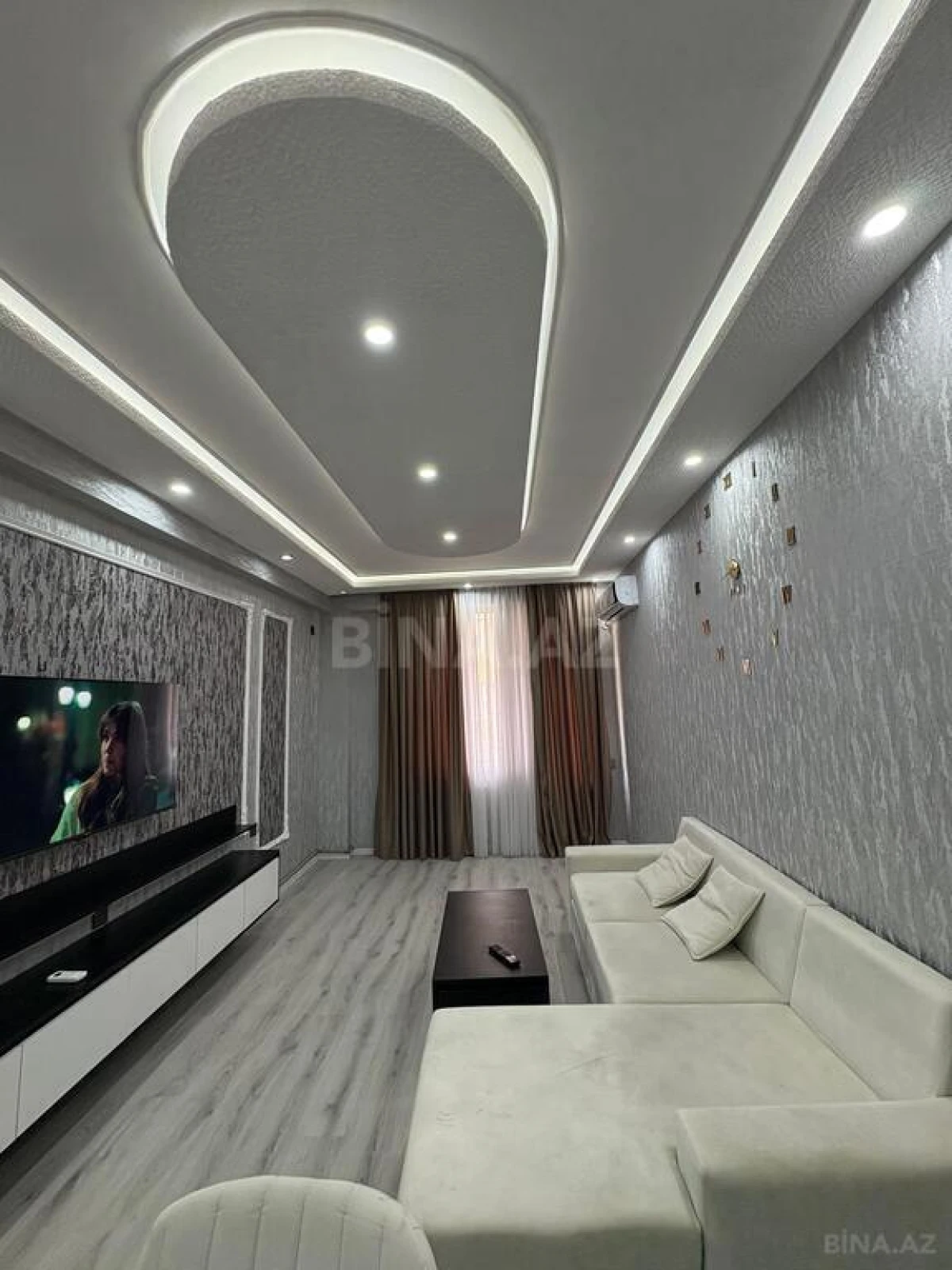 Satılır 2 otaqlı mənzil 68 m²