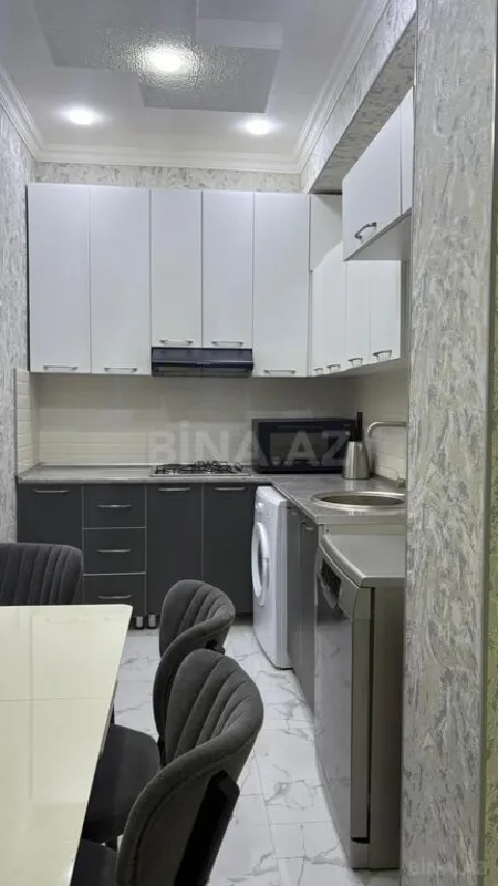 Satılır 2 otaqlı mənzil 68 m²