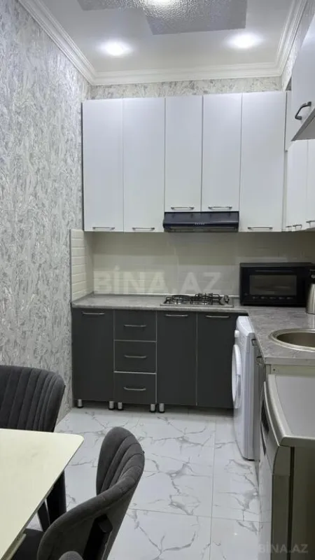 Satılır 2 otaqlı mənzil 68 m²