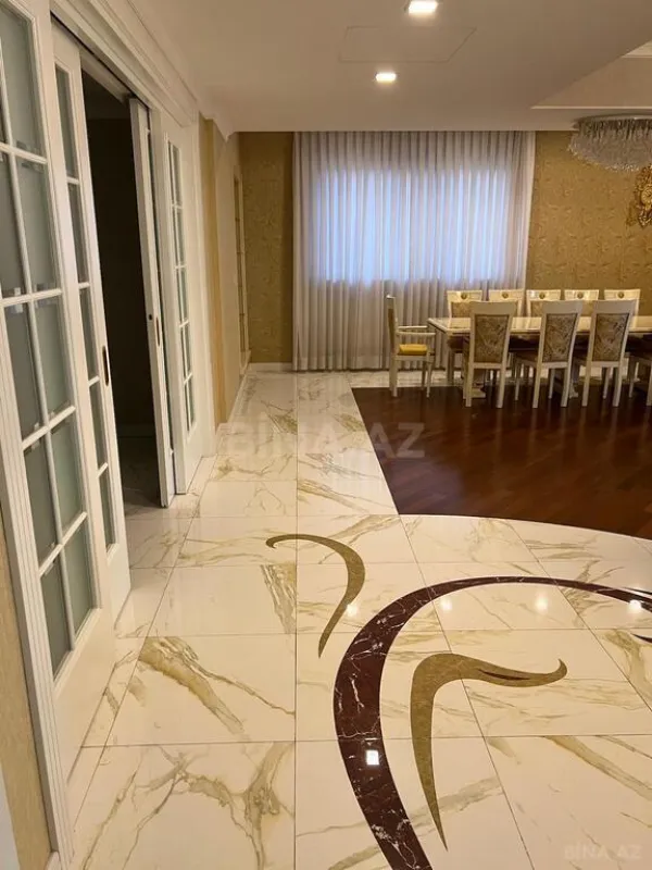 Kirayə verilir 6 otaqlı mənzil 400 m²