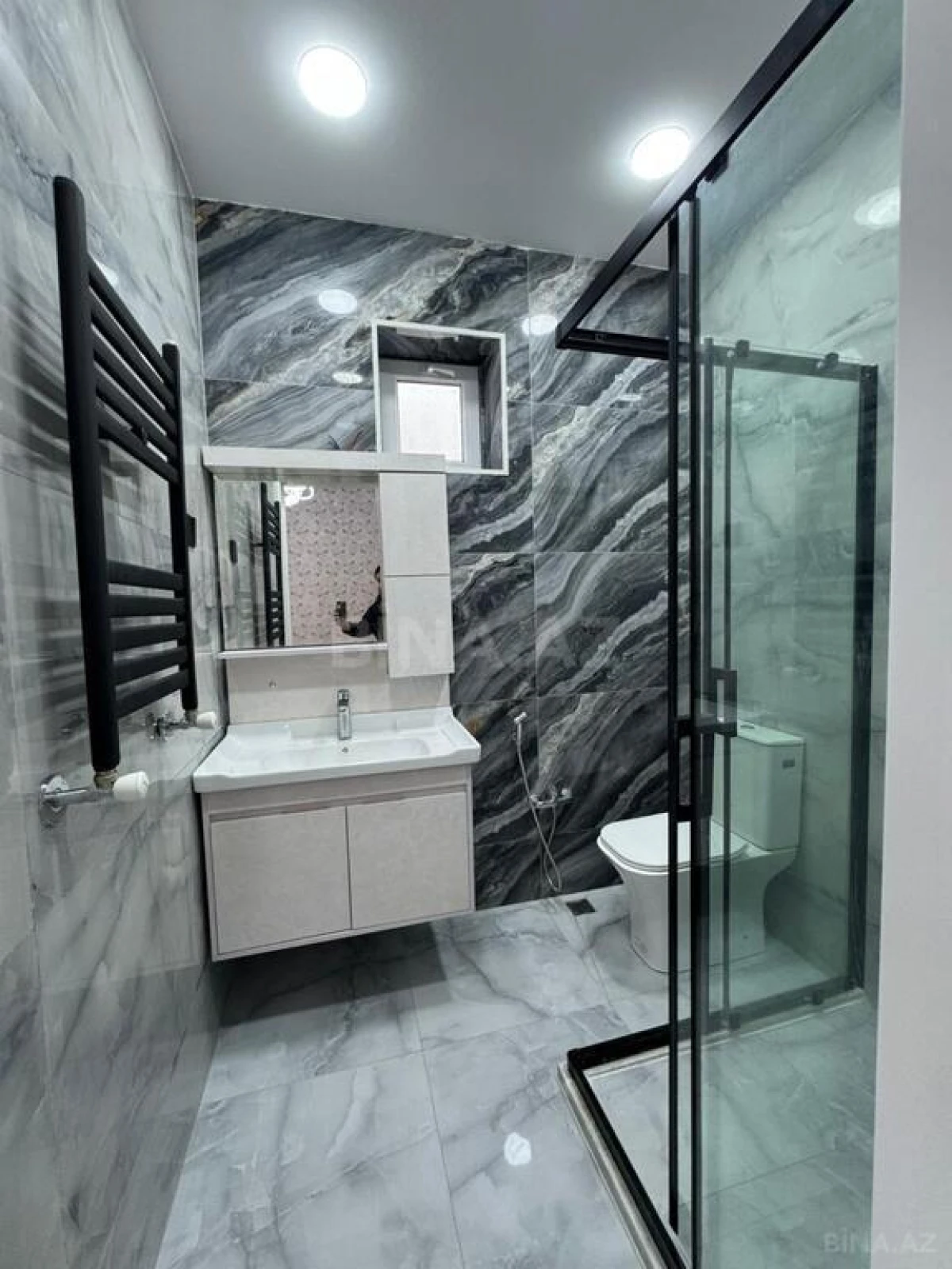 Satılır 4 otaqlı həyət evi 160 m²