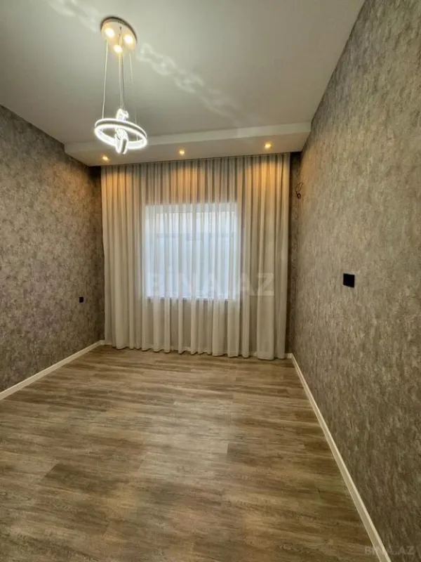 Satılır 4 otaqlı həyət evi 160 m²