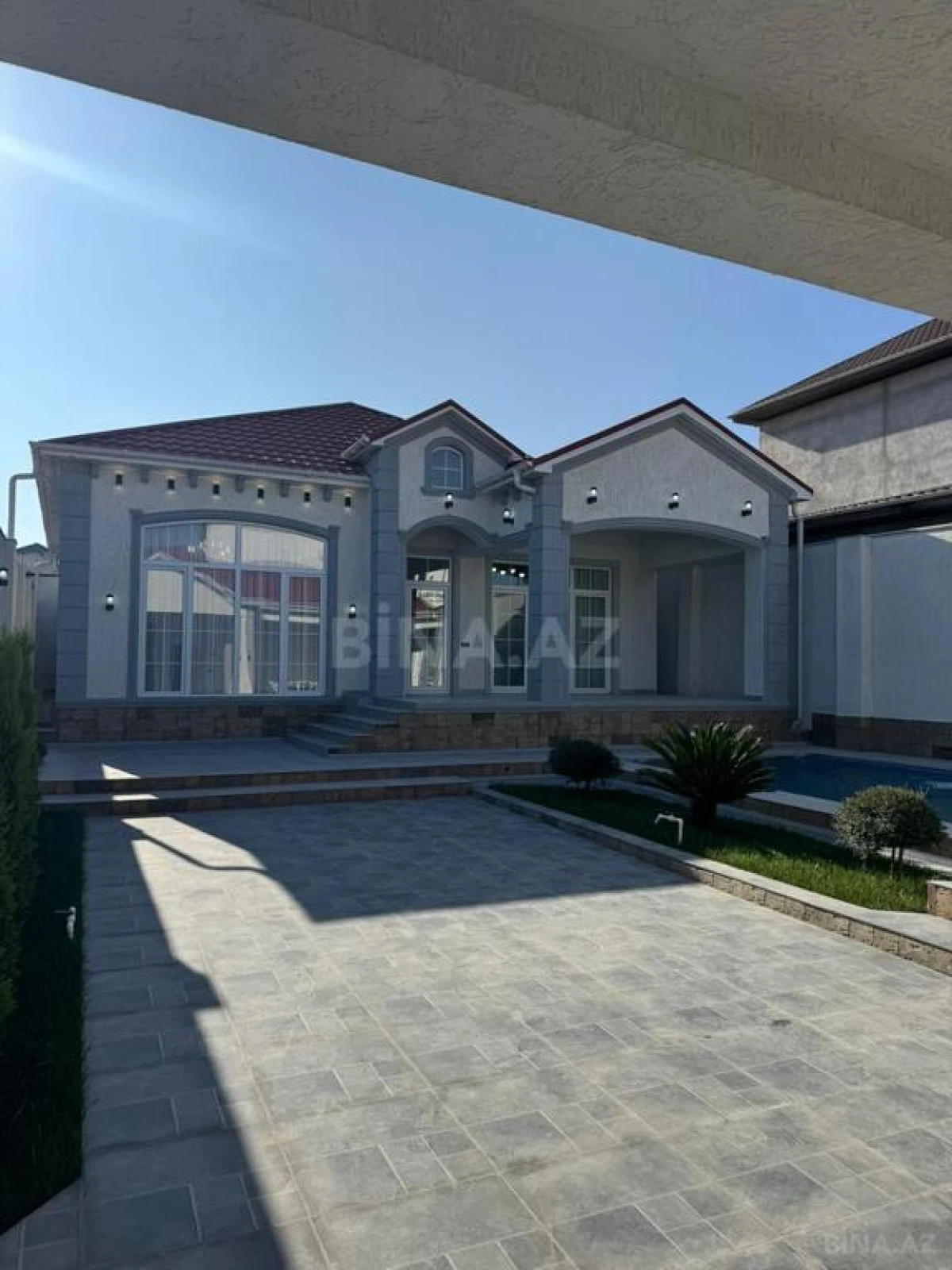 Satılır 4 otaqlı həyət evi 160 m²