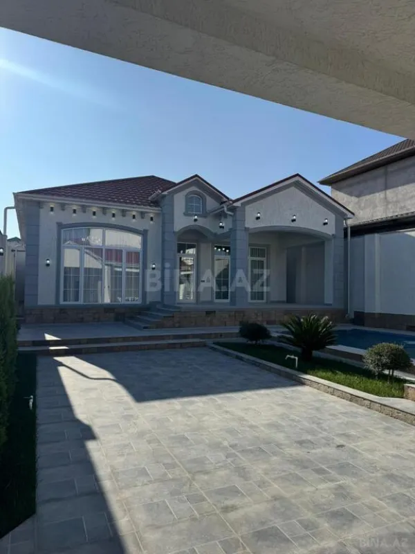 Satılır 4 otaqlı həyət evi 160 m²