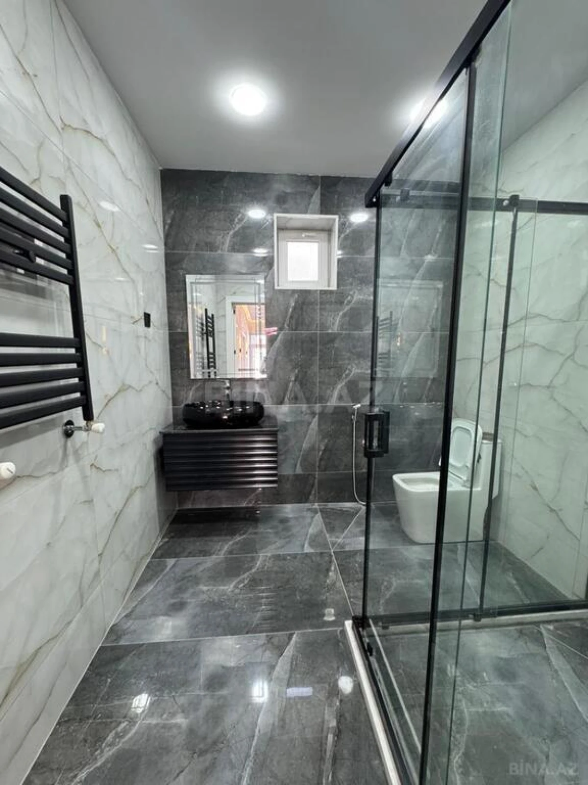 Satılır 4 otaqlı həyət evi 160 m²