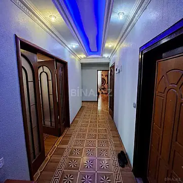 Satılır 3 otaqlı mənzil 160 m²