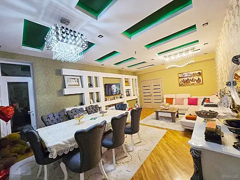 Satılır 4 otaqlı mənzil 145 m²