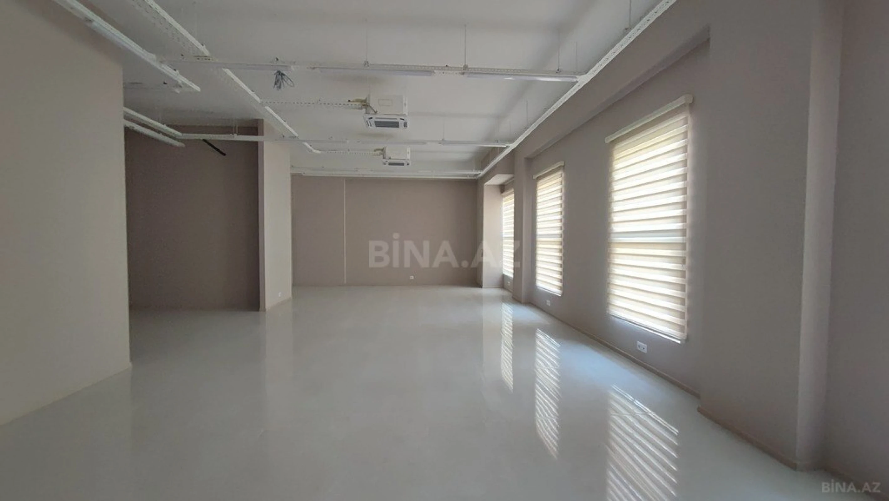 Kirayə verilir 3 otaqlı ofis 94 m²