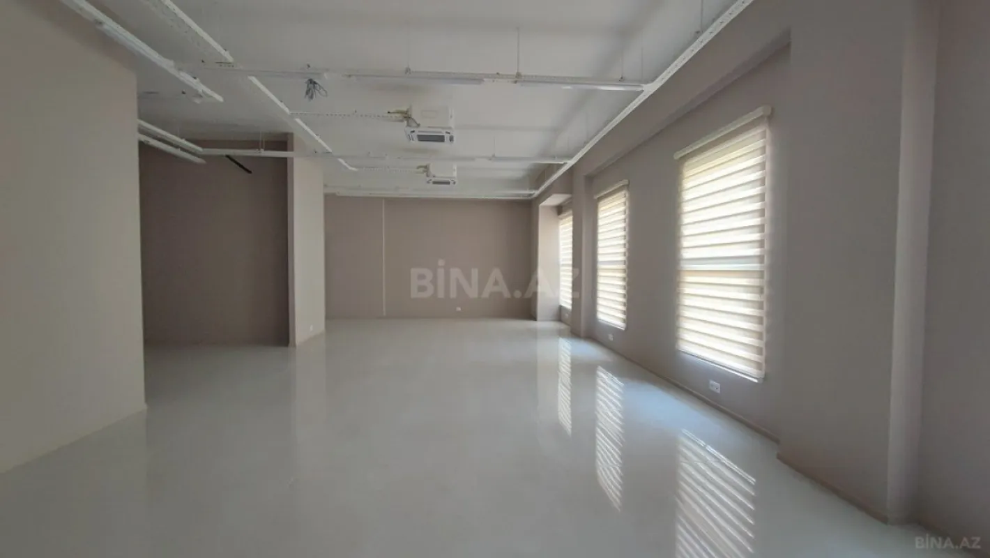 Kirayə verilir 3 otaqlı ofis 94 m²